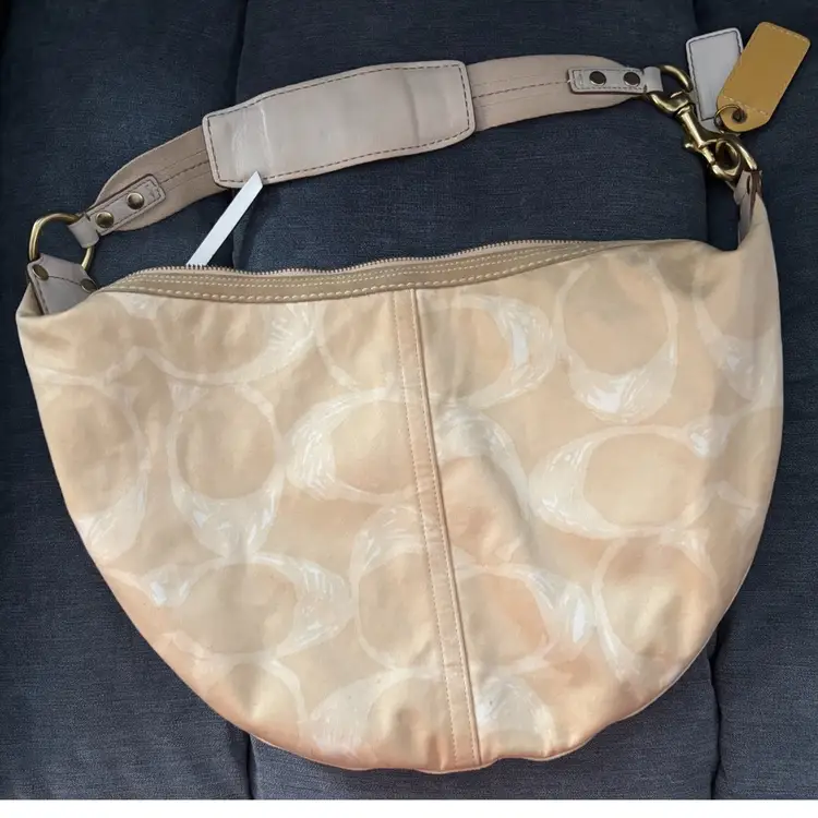 COACH Vintage 2005 Leather Cream and Tan Sateen Fabric Graffiti/Scribble Hampton Hobo Bag M05J-133