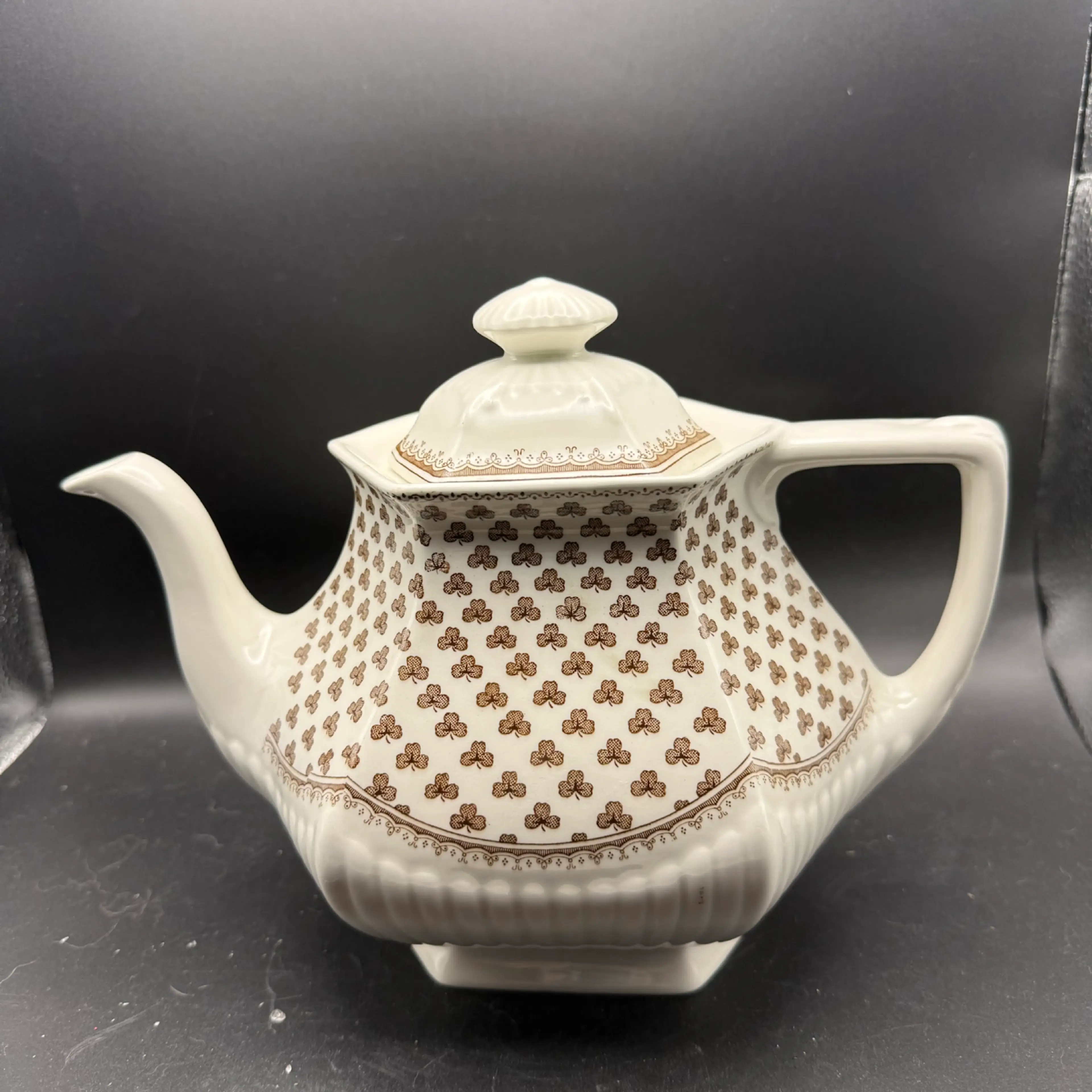 Image 1 of 7