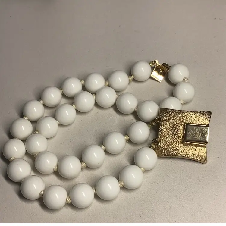 White Beaded Bracelet With Blue Front Closure - Signed Marvella