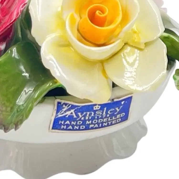 BONE CHINA FLOWER BOUQUET By Aynsley England 4 hand-modelled and hand painted Roses  In Dish *read*