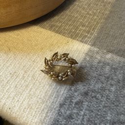 Textured Goldtone Faux Pearl and Rhinestone Leaf Pin