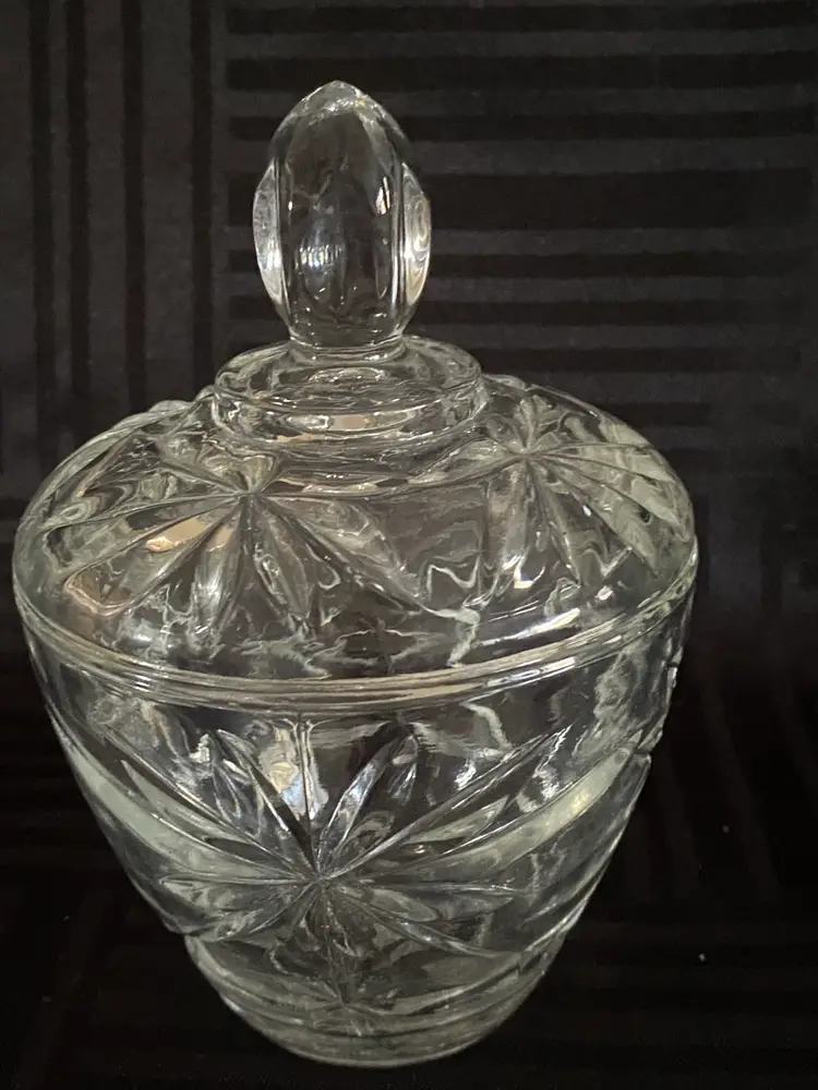 Vintage Anchor Hocking pressed Cut Glass Creamer And Lidded Sugar Bowl Set 