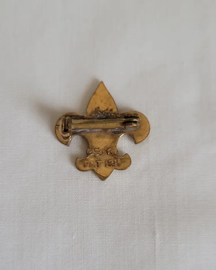 Boy Scouts of America 1960’s Lapel Pin Fleur‑de‑lis Emblem