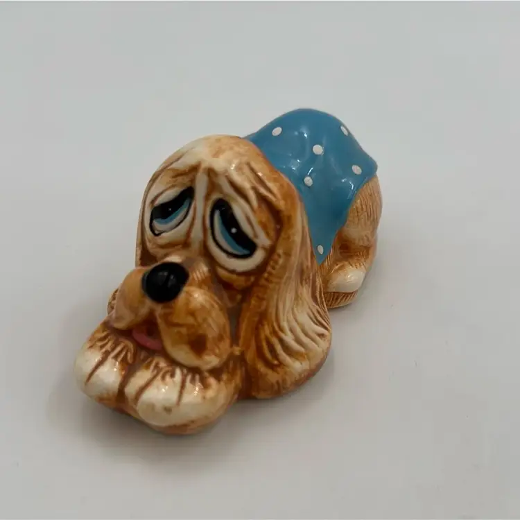 Vintage Kitchy Dog Figurine