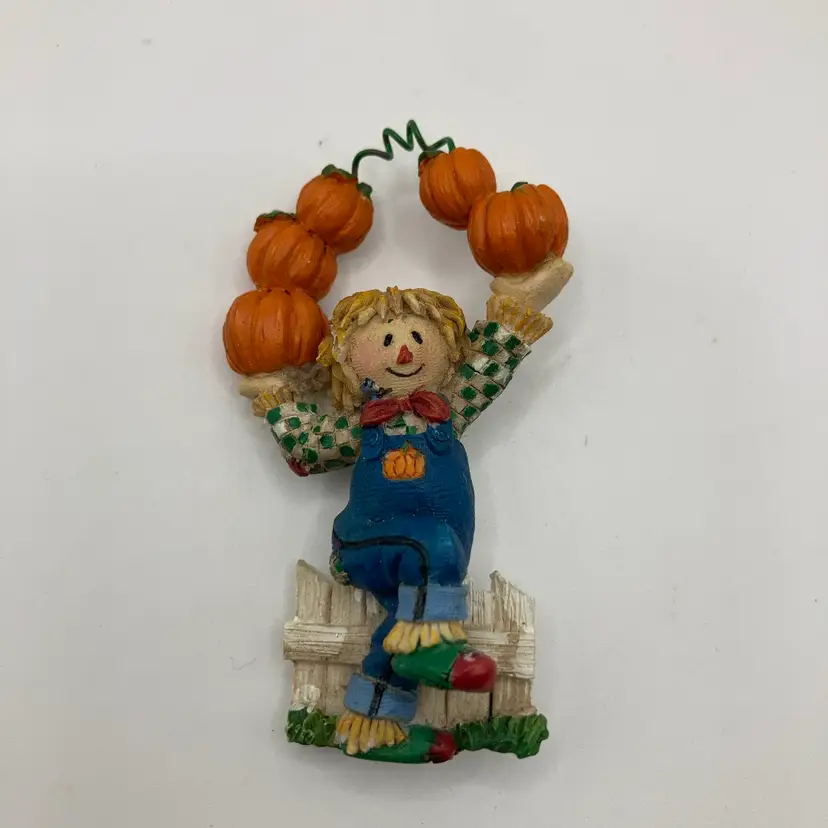 Scarecrow Juggling Pumpkins Brooch 2 3/4”!