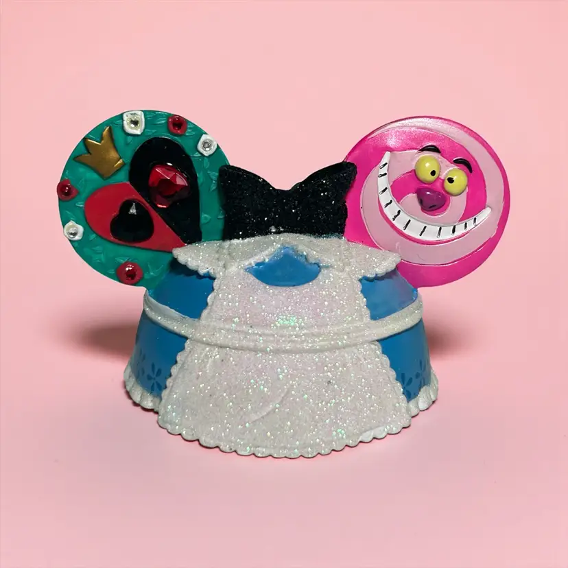 Disney Parks Alice In Wonderland Mickey Ear Hat Ornament Cheshire Cat