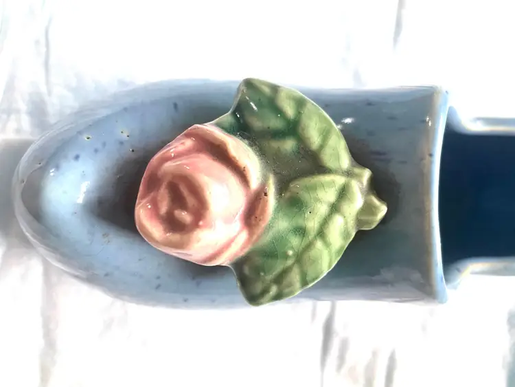 #01 McCoy Pottery Blue Shoe Clog Planter With Pink Flower.  Lovely Spring Planter.