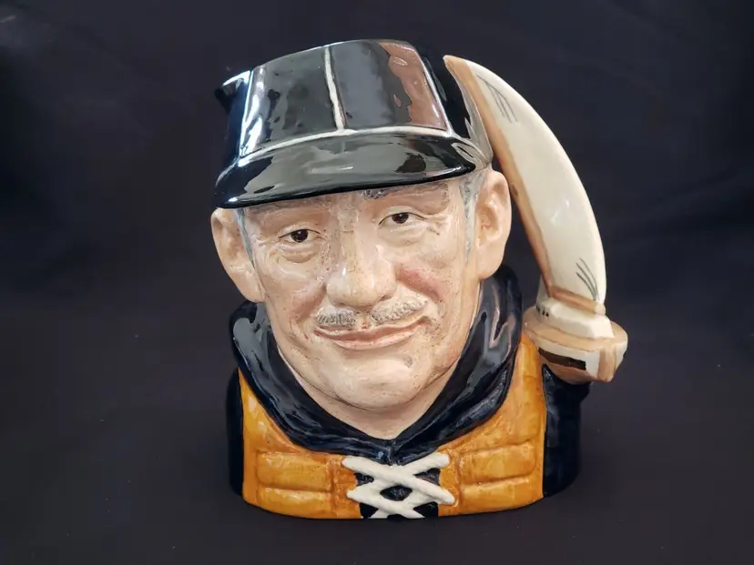 Head Vase Royal Doulton YACHTSMAN D6626 with life jacket - 7 3/4" tall approximately - Vintage