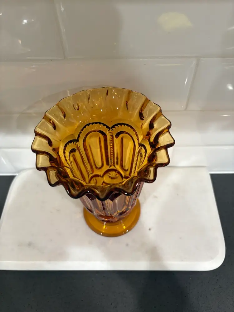 Vintage LE Smith Amber Brown Vase Moon Stars Ruffled Edge USA Glass