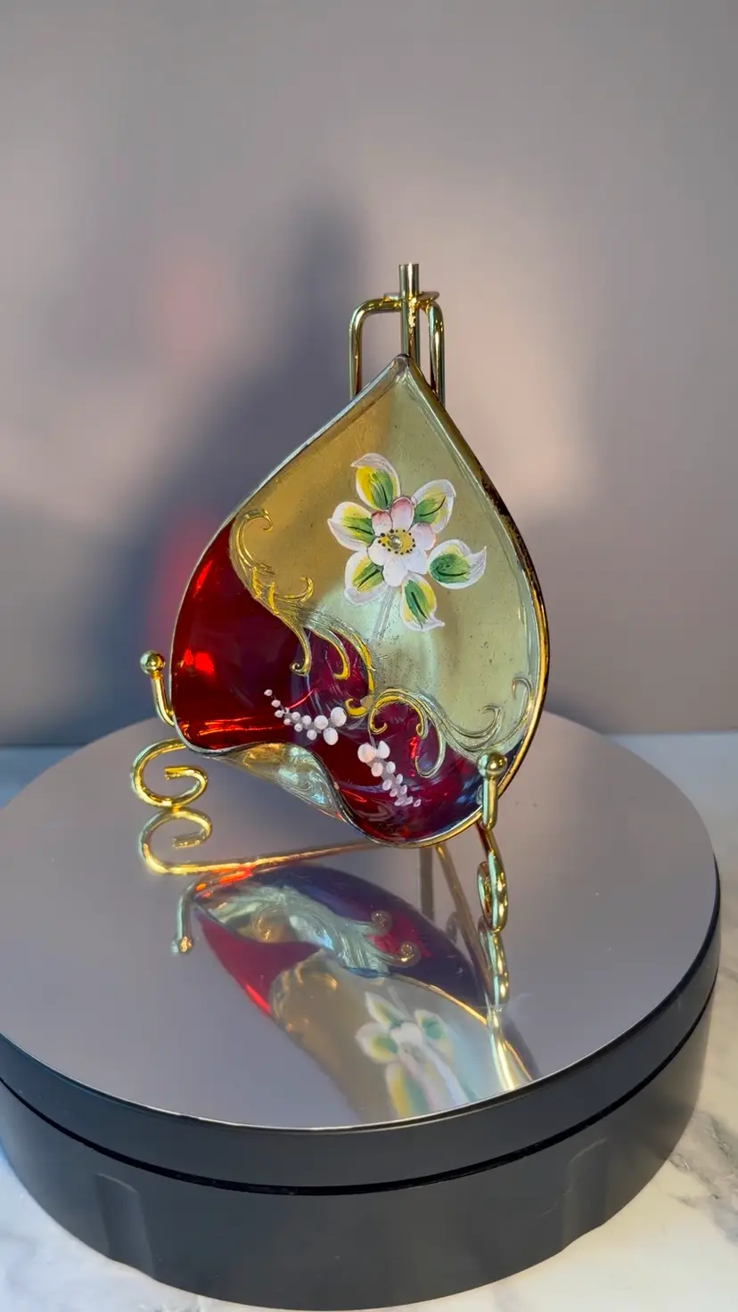 Stunning! Vintage Genuine Murano Art Glass Red And Handpainted Gold Heart & Teardrop Trinket Dishes-Set Of 2