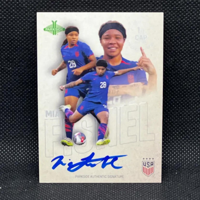 Mia Fishel 2023 Parkside ReCap autograph silver 34/99 Soccer Card