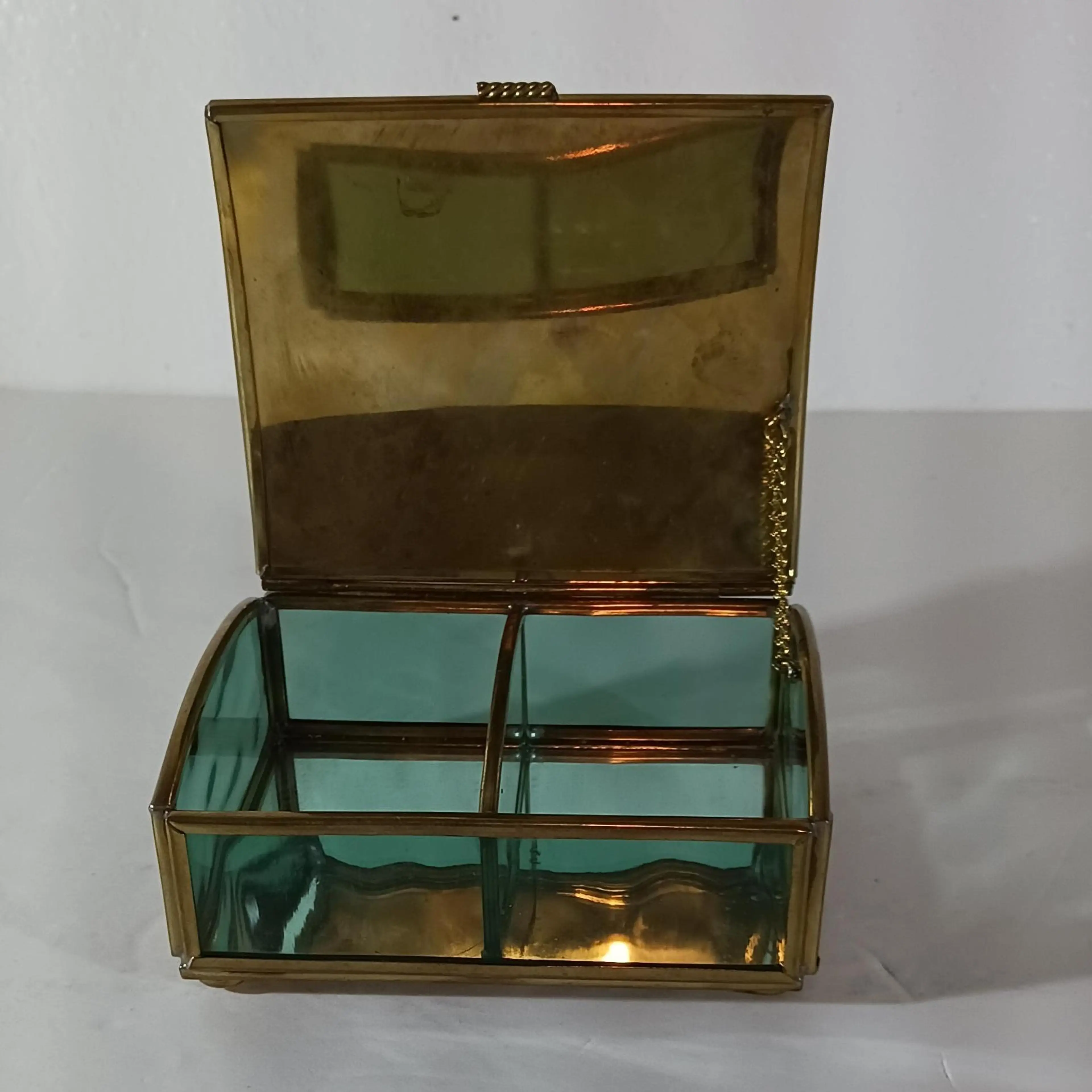 Image 2 of 11
