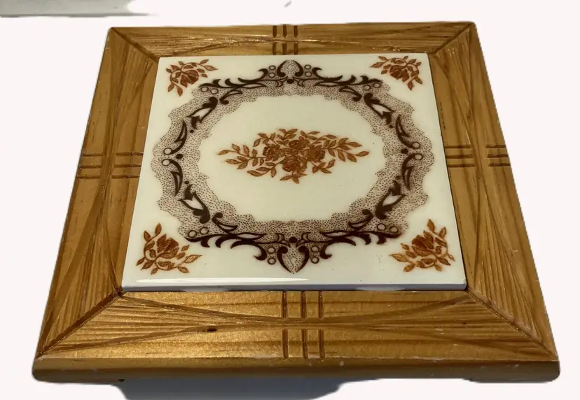 Dal Tile Mexico Vintage Trivet Wood Frame White W/ Flowers
