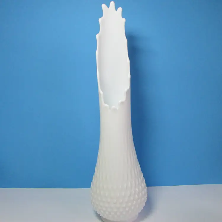 vintage white milk glass hobnail sung vase 18 1/2" tall