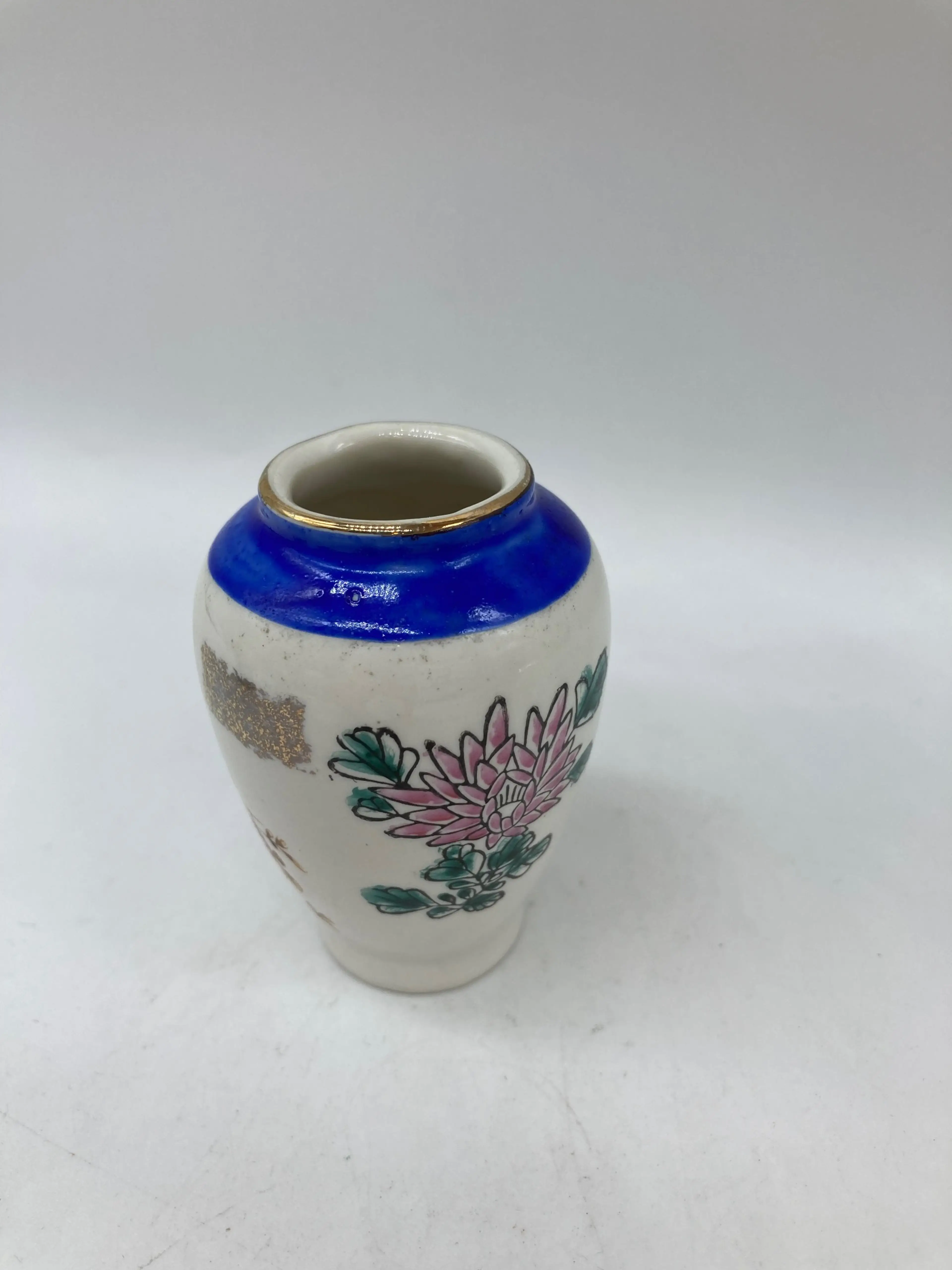 Image 2 of 3