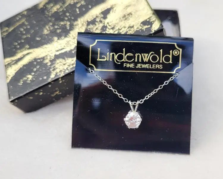 Vtg NOS Lindenwold Sterling Silver CZ Solitaire Pendant Necklace in Orig Box 18"