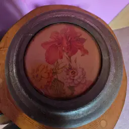 Large Metal Trinket/Jewlry Holder With Flower Pattern