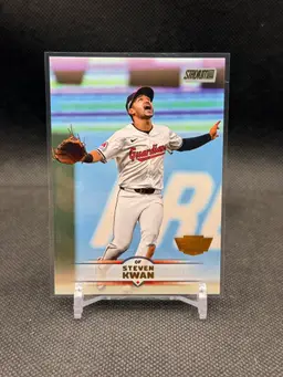 Steven Kwan 2025 Topps Stadium Club Members Only SP