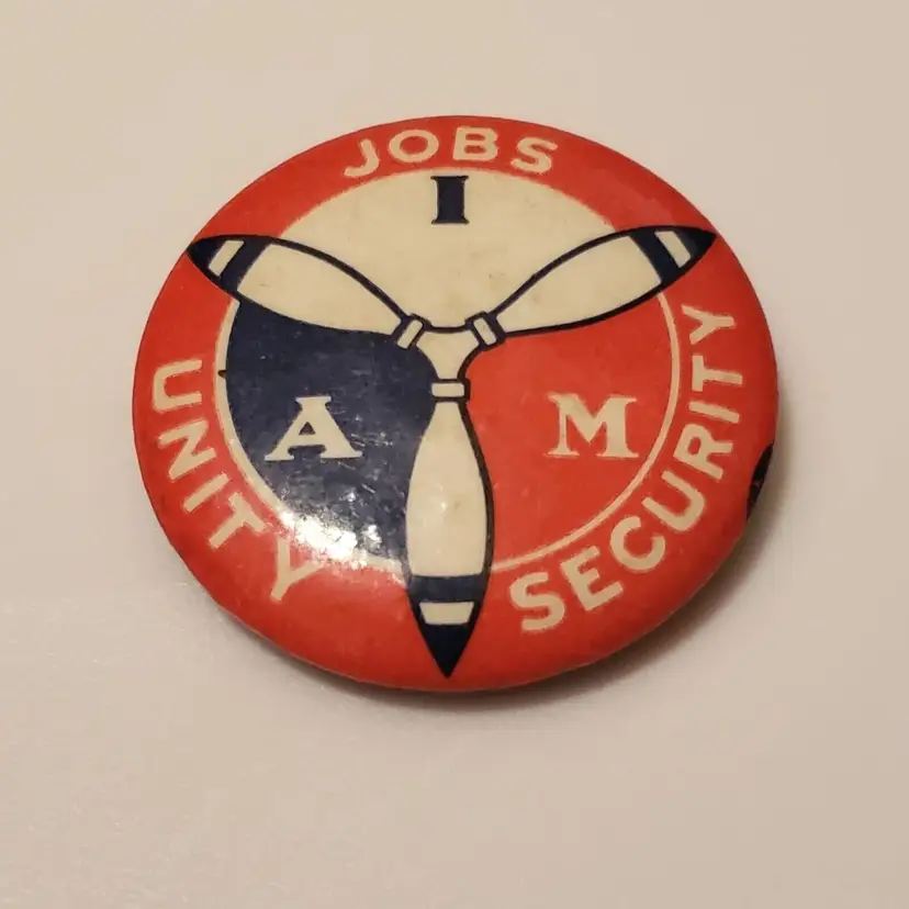 Union Badge Pinback Button WW2 IAM Generic District Bastian Bros Rochester NY Vintage