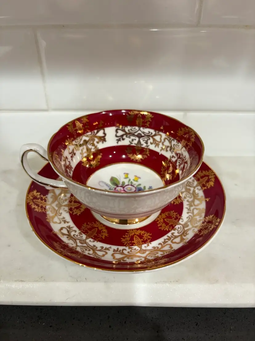 Vintage Royal Grafton Teacup Saucer Fine Bone China Floral Gold Trim England