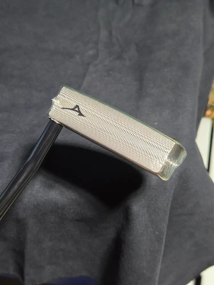 Mizuno M Craft OMOI Type 3 Putter White Satin Finish 35 Inches
