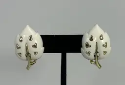 Vintage Sarah Coventry White Lucite Leaf Gold Tone Clip On Earrings