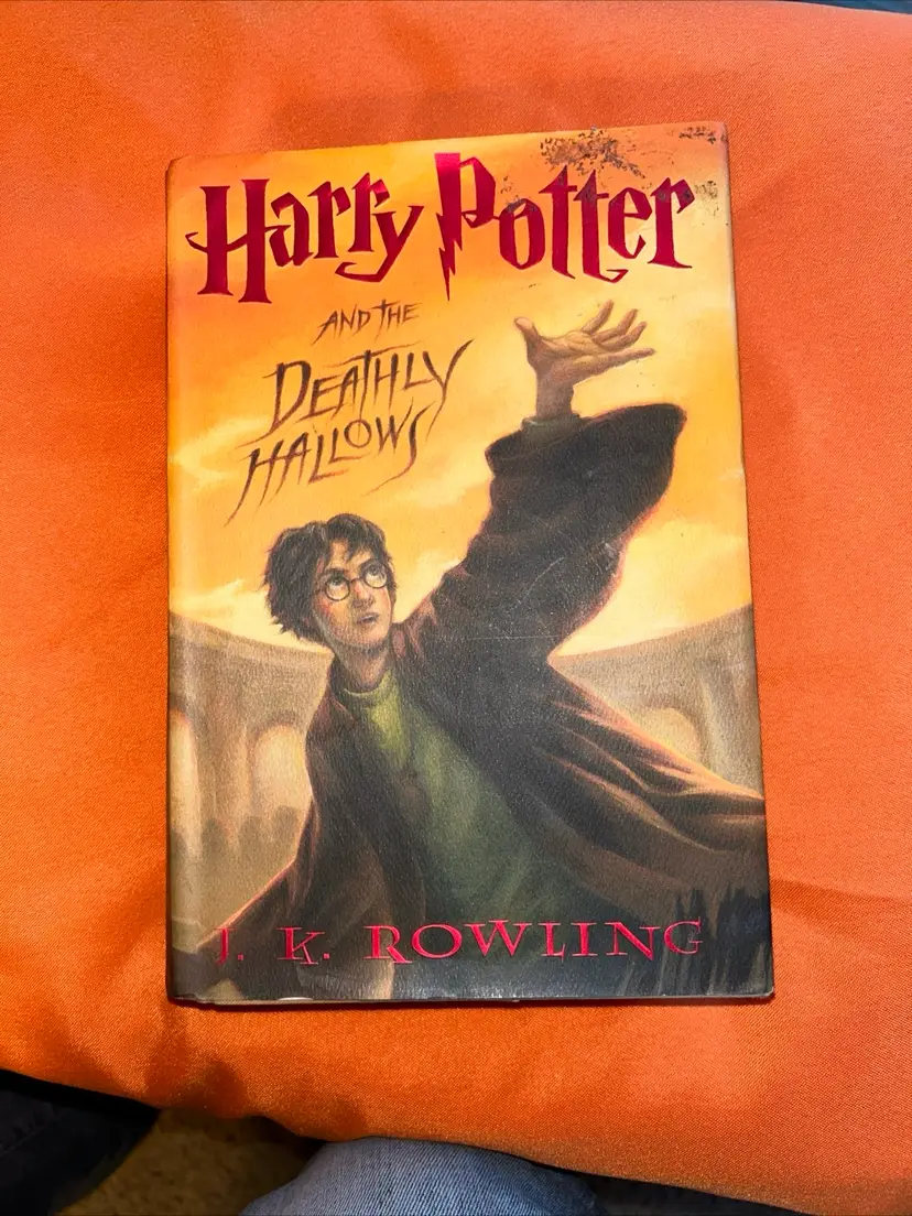 Harry Potter and the Deathly Hallows 1st Edition 1st Printing HC 2007