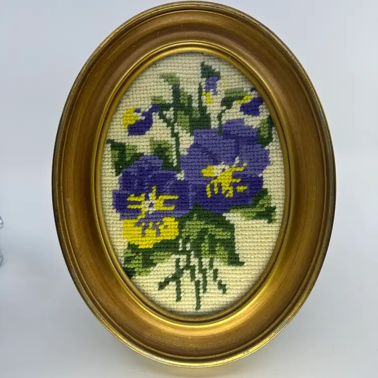 Vintage NeedlePoint Crewel Oval Shaped Floral Framed 9”x7”