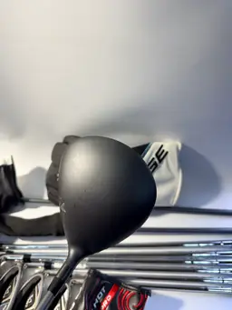 Callaway Edge Complete Set Regular Flex 10 Clubs Driver 3W Hybrid Putter RH