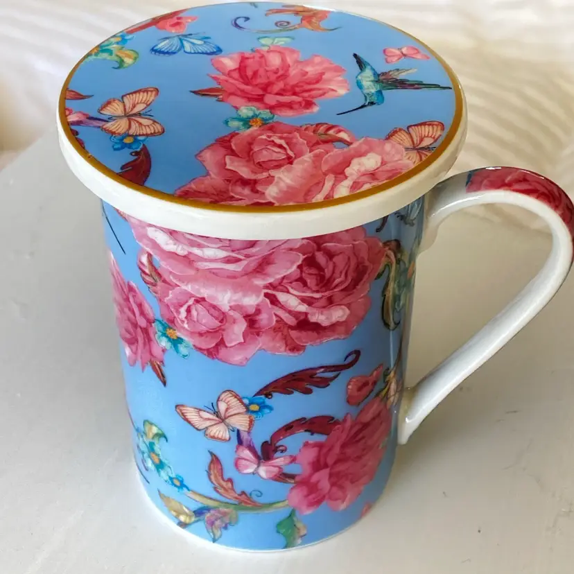 1887 Royal Kent Chinoiserie Tea Mug + Lid highly decorative aesthetic porcelain, silk, and lacquerware