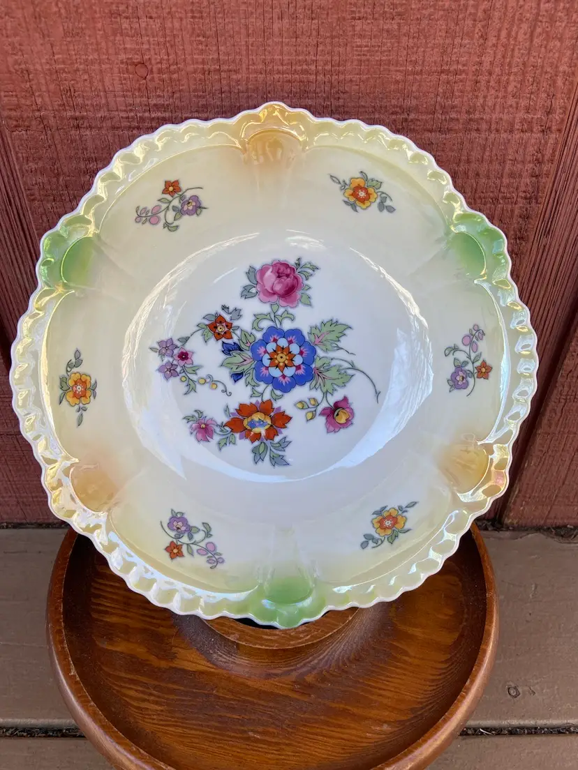 Schumann (Bavaria / Germany) Floral Berry Serving Bowl with 5 Individual Bowls.