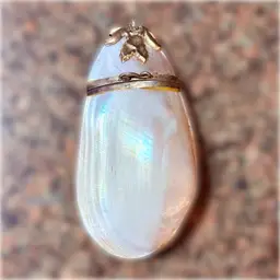 Antique Mother Of Pearl Shell Brass Floral Accent Hinged Trinket Ring Snuff Box