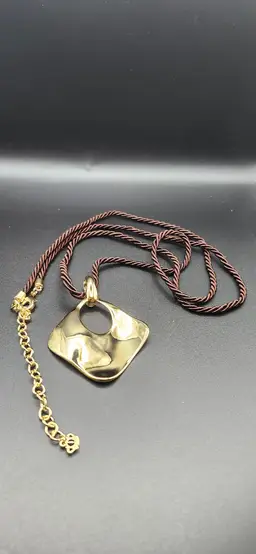 #01 Retro Gold-Tone Geometric Pendant Necklace - NOS e