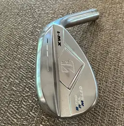 Bridgestone Tour B XW1 56* Sand Wedge