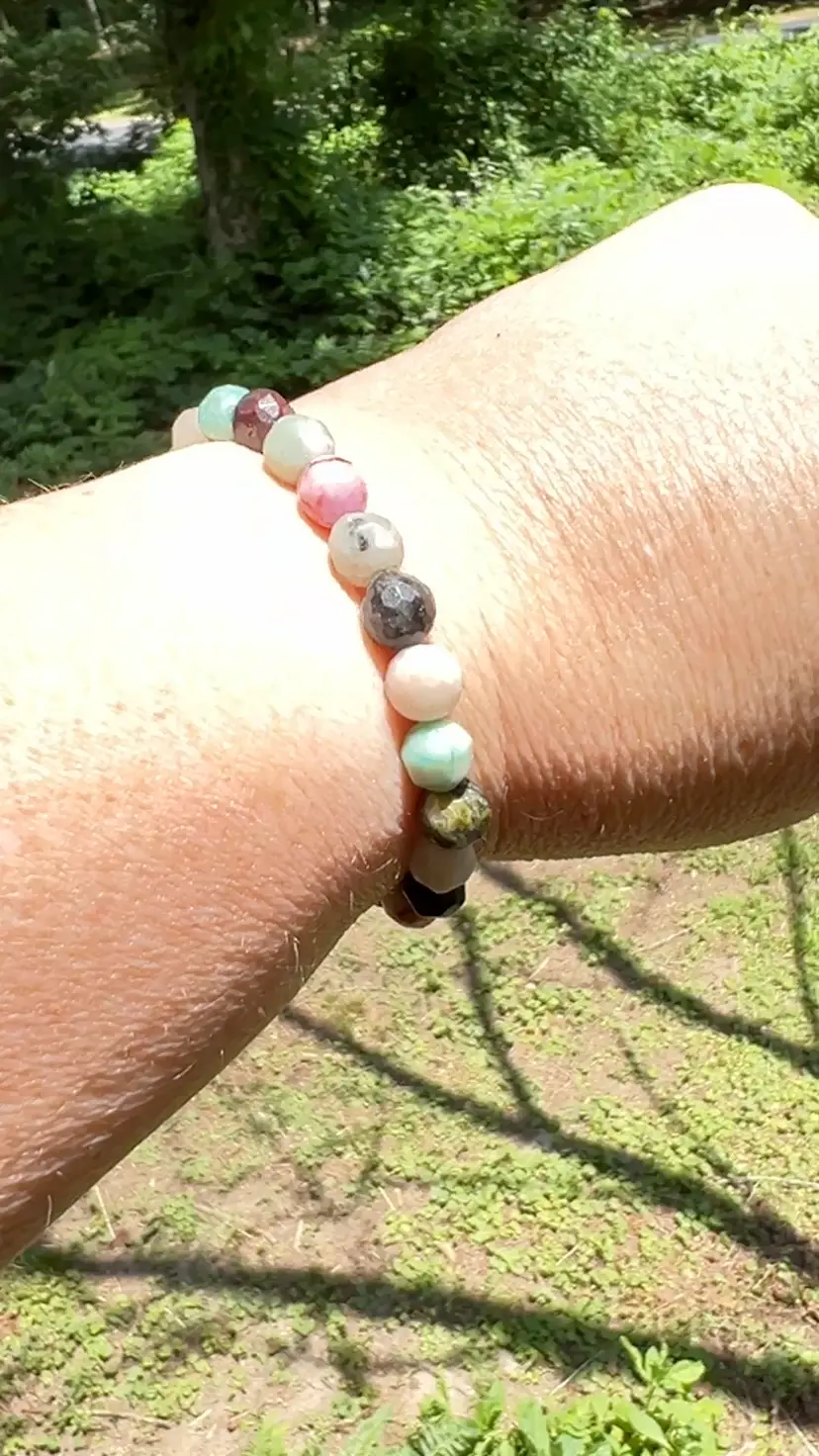 Multi-Stone 6mm Faceted Beads Bracelet. 6" to 7" Stretch Bracelet Jewelry.