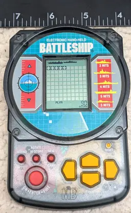 Battleship Electronic Hand-Held Milton Bradley Classic Board Game 1995 - TESTED!