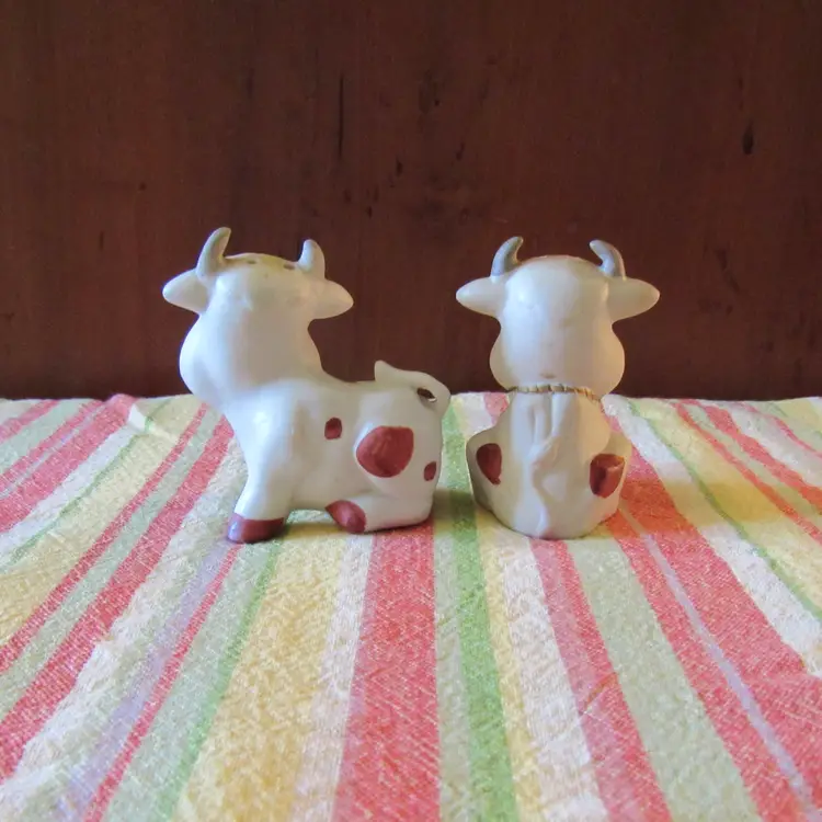 Brown & White Cows Salt and Pepper Shaker Set