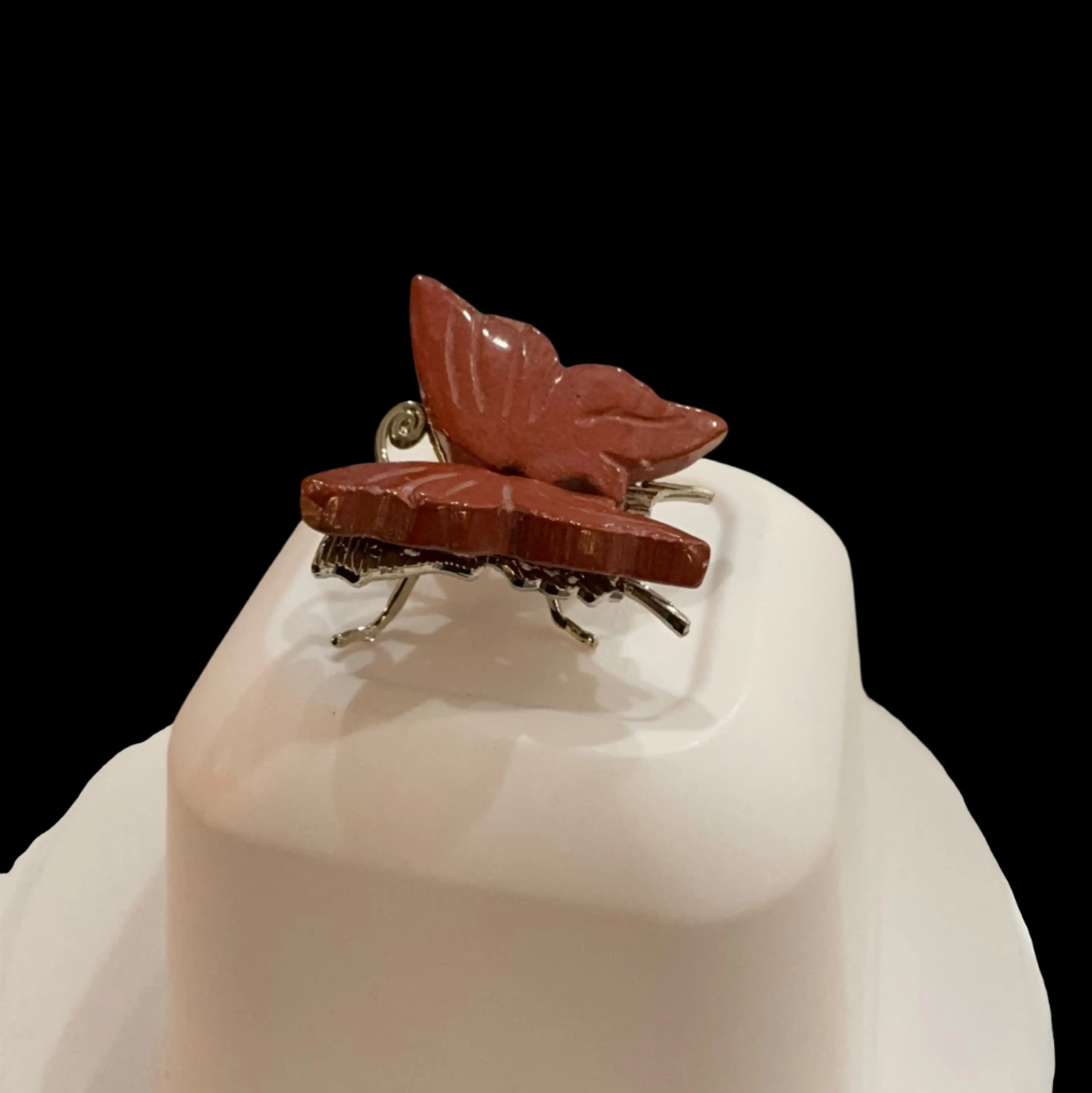 Image 4 of 8