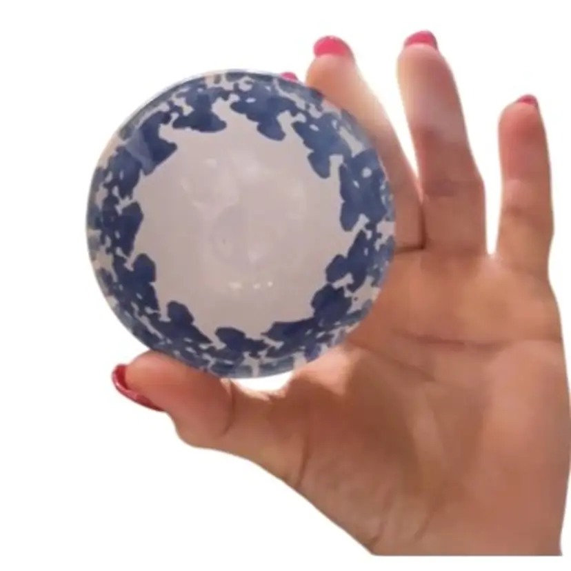 Sm Trinket Dish Made In Italy. Measures 3”x3”