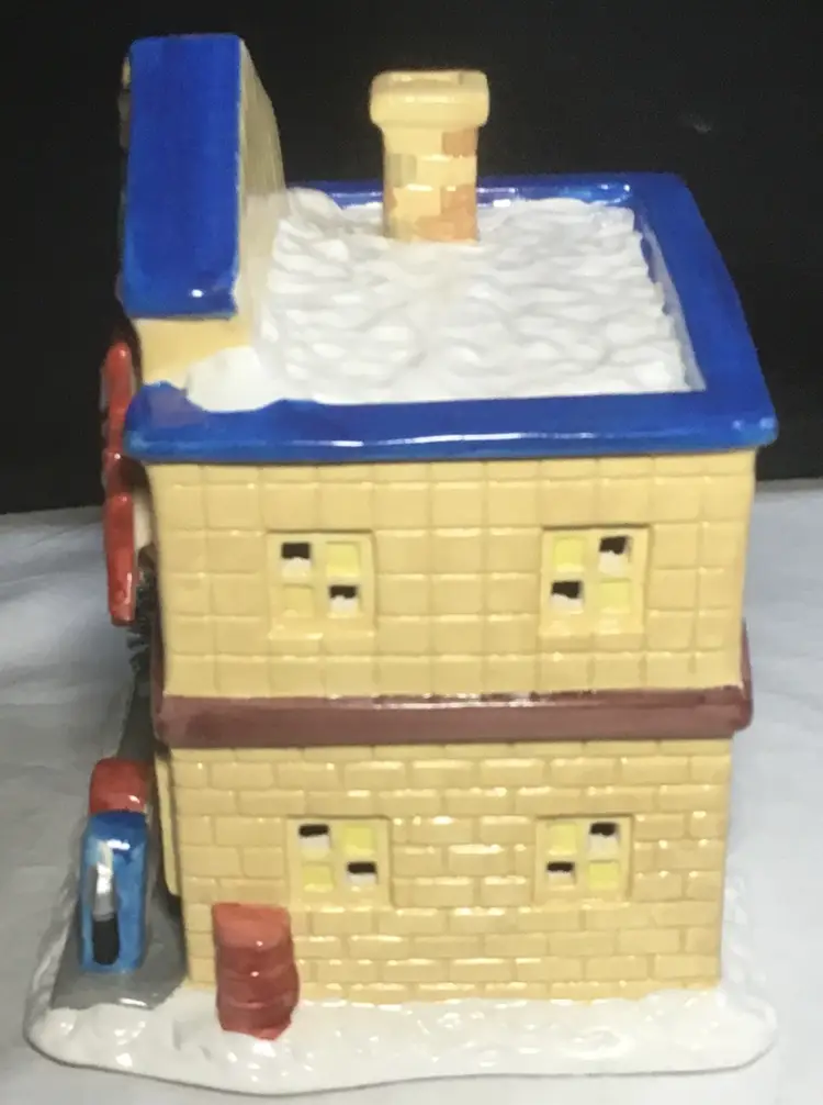 Christmas Valley Mainstreet collection, Ceramic, Jack's Service Station, vintage