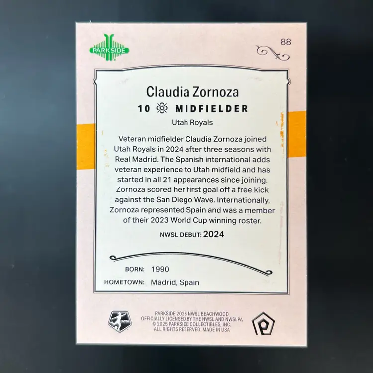 Claudia Zornoza 2025 Parkside Beachwood Brand Blue Foil /25 Soccer Card