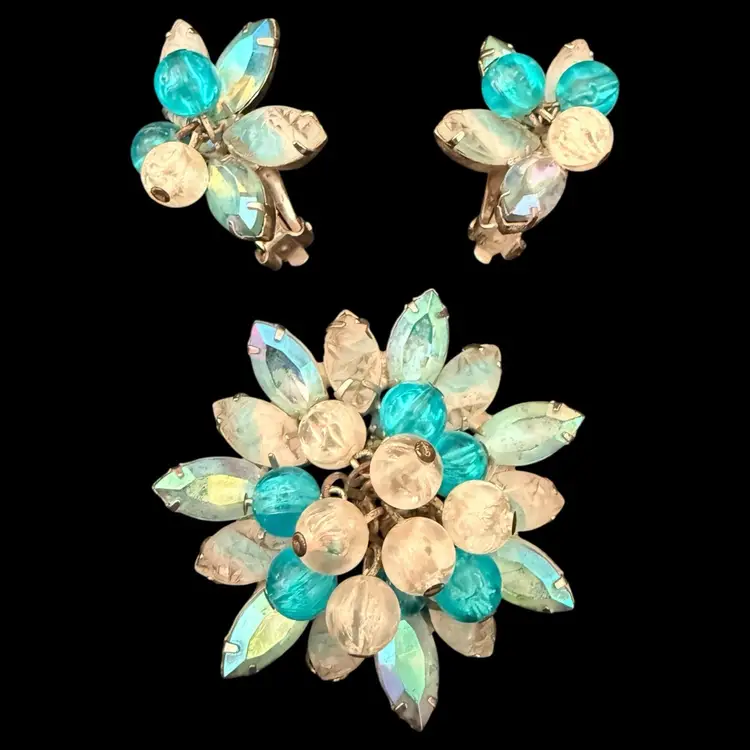 Juliana Molded Glass Blue Aurora Borealis Brooch and Clip On Earrings Set 2”