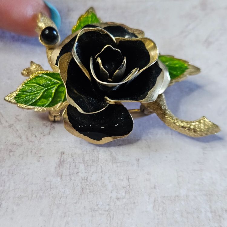 JUDY LEE  Black Rose Brooch