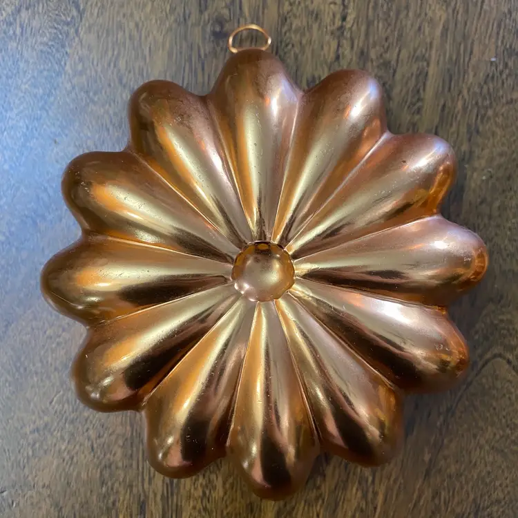 Set Of (2) Copper Kitchen Molds 3 1/2 Cups