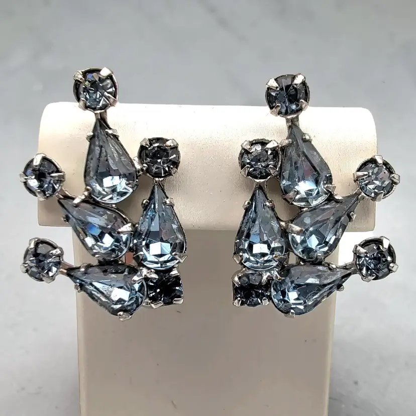 Vtg Weiss Light Blue Rhinestones Silver Tone Clip On Earrings Hollywood Regency