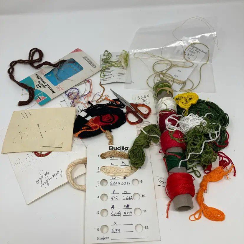 Mix Bag Of Threads, Needles And A Pair Of Scissors!