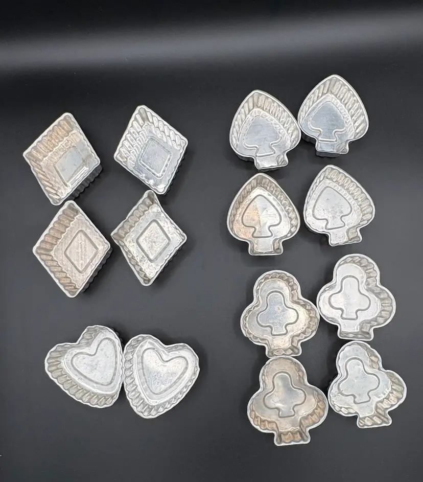 060. Cupcake Aluminum Heart, Diamond Spade, Clover Shape Set