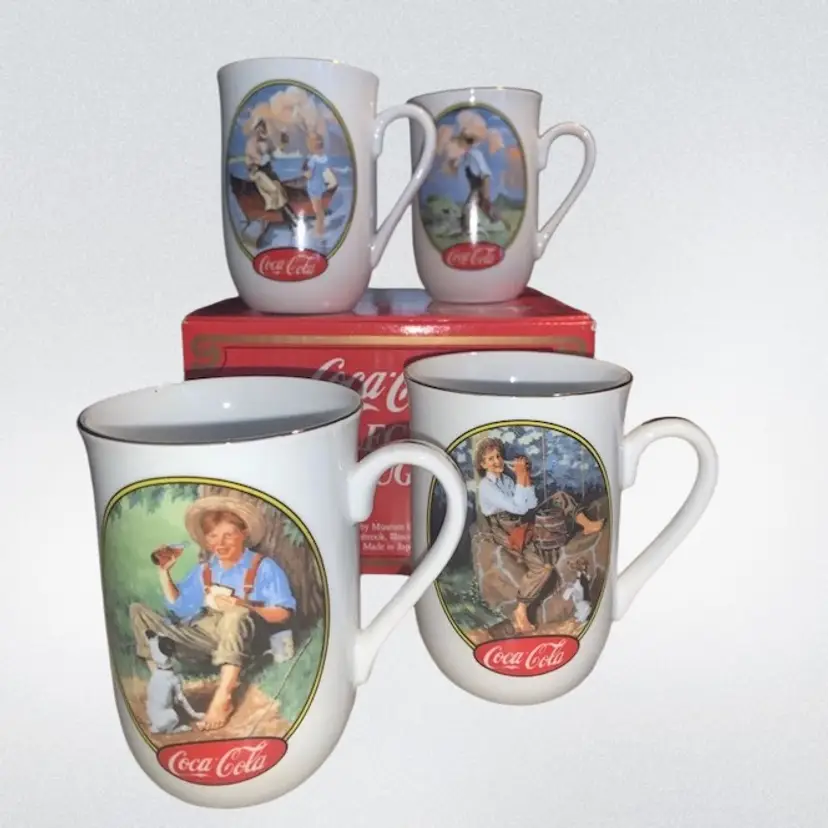 Coca~Cola Collector’s 24-k Gold Trim 8 Oz. Mugs, Set Of 4 In Box 1987