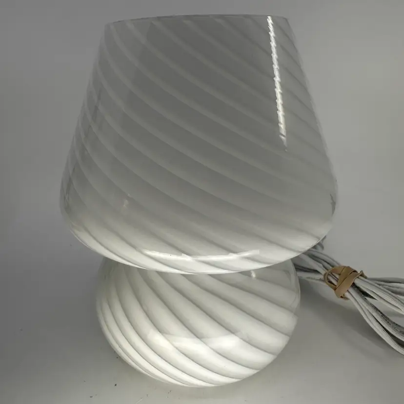 White Swirl Stripe Small Mushroom Lamp 7.5”