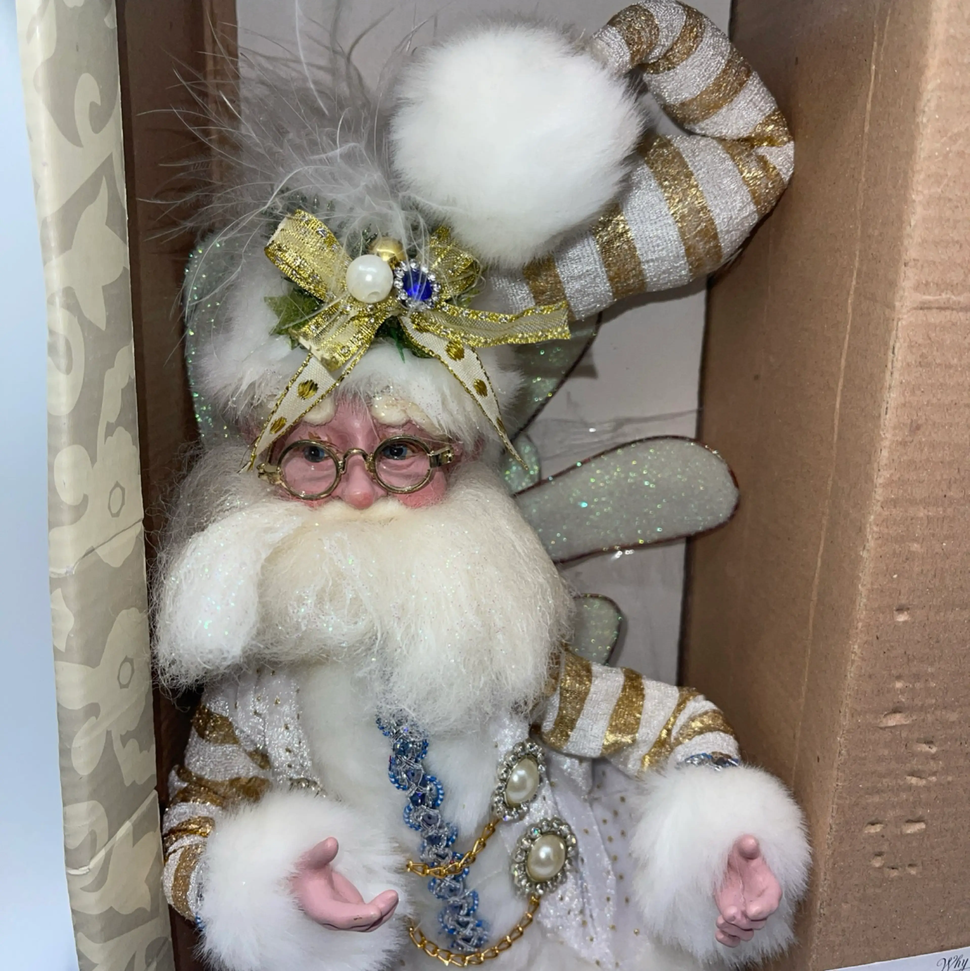 Image 2 of 12